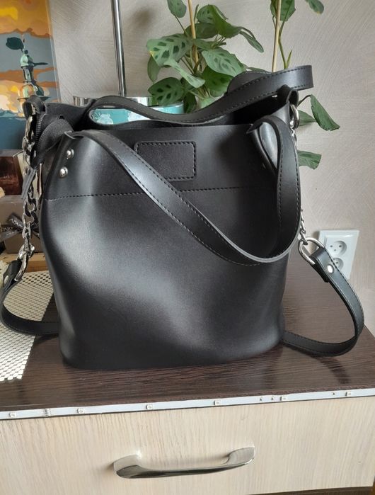 Сумка жіноча чорна