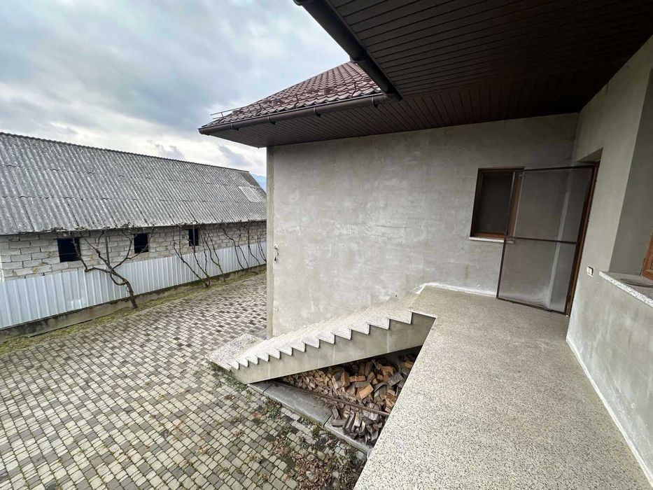 Продається двоповерховий будинок у Вишково (новобудова)