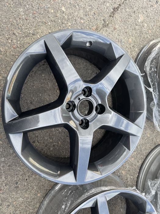 Оригінальні диски GM Opel 13189913 R17 4x100 6.5Jx17H2ET41