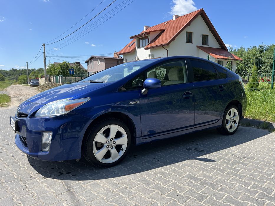 Toyita Prius 30 2011 року