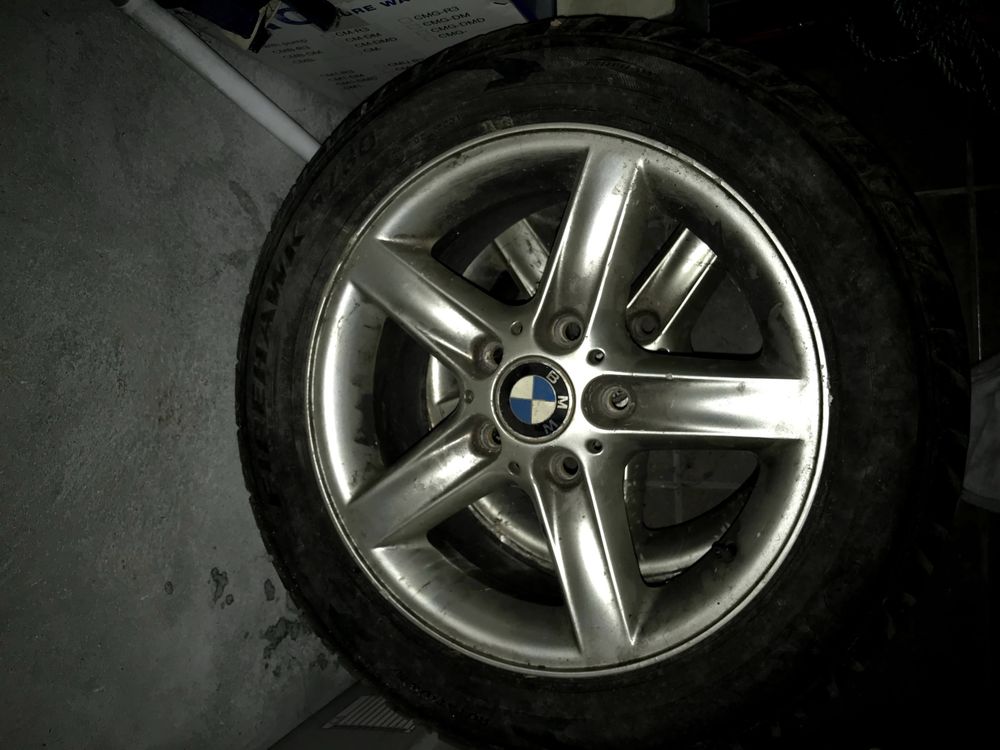 4 jantes BMW com pneus