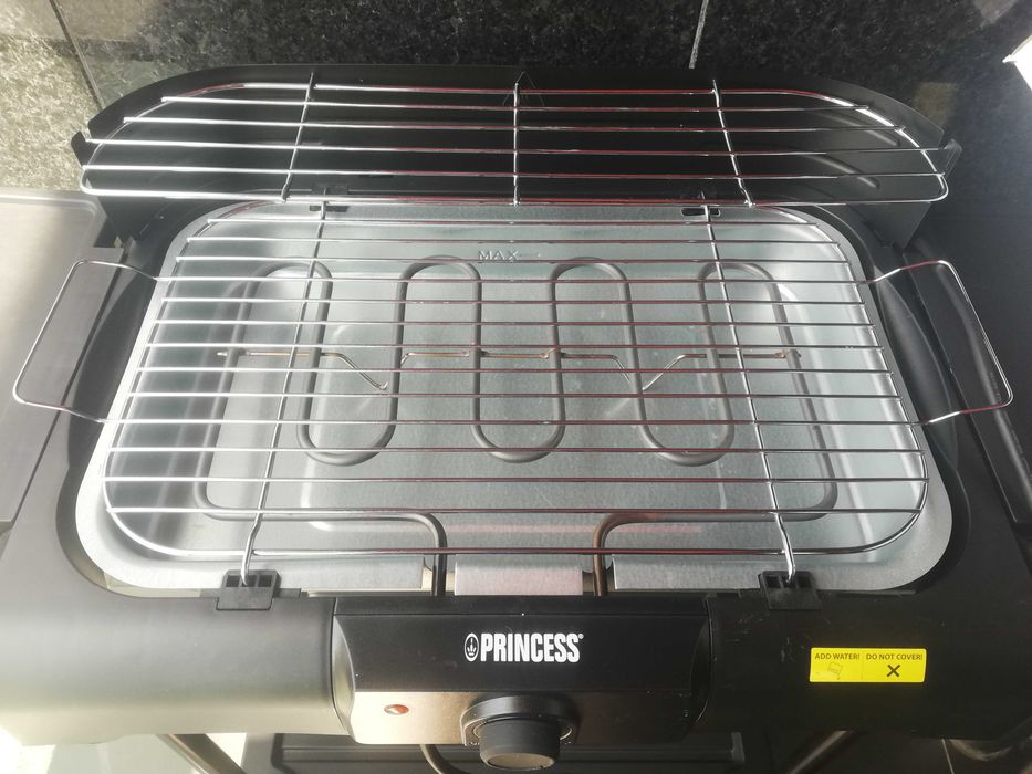 Barbecue Elétrico Princess 2000w (só uma utilização)