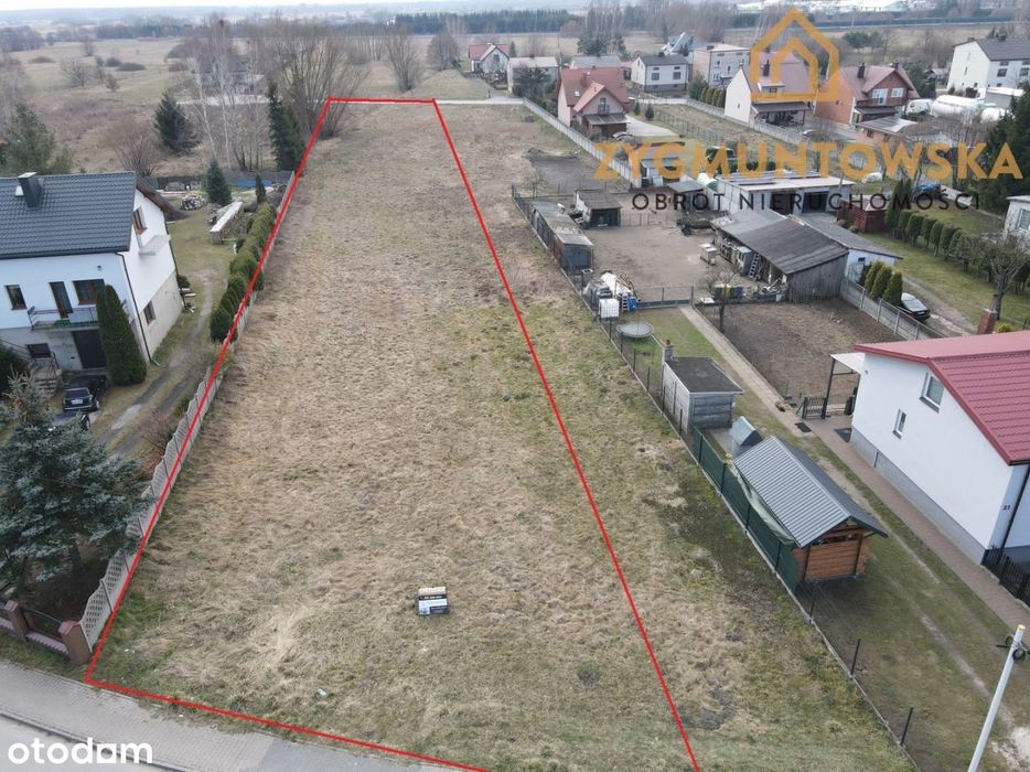 Działka na sprzedaż – dojazd z dwóch stron
