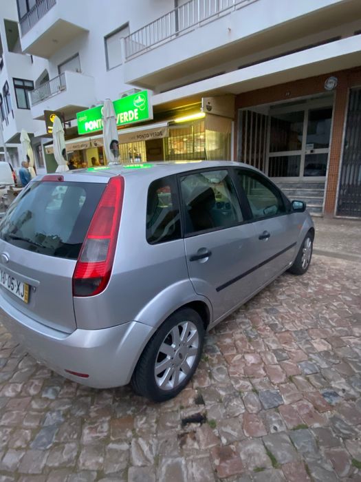 Ford fiesta 2004