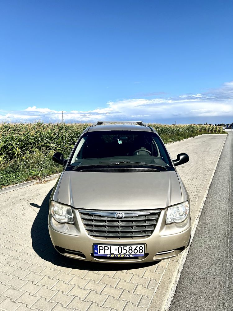 Chrysler Town & Country 3.3 V6 + lpg