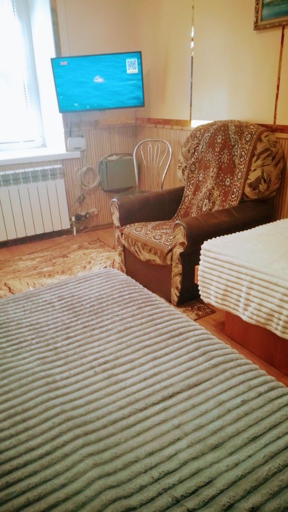 Для хороших людей 2 ком.кв.Соборная-Макдональдс, WI-FI, док 5 кроватей