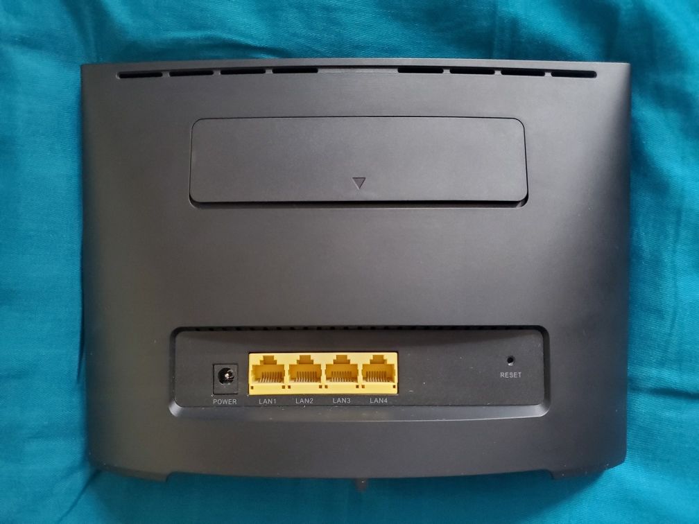 Huawei B525s Router WLAN LTE