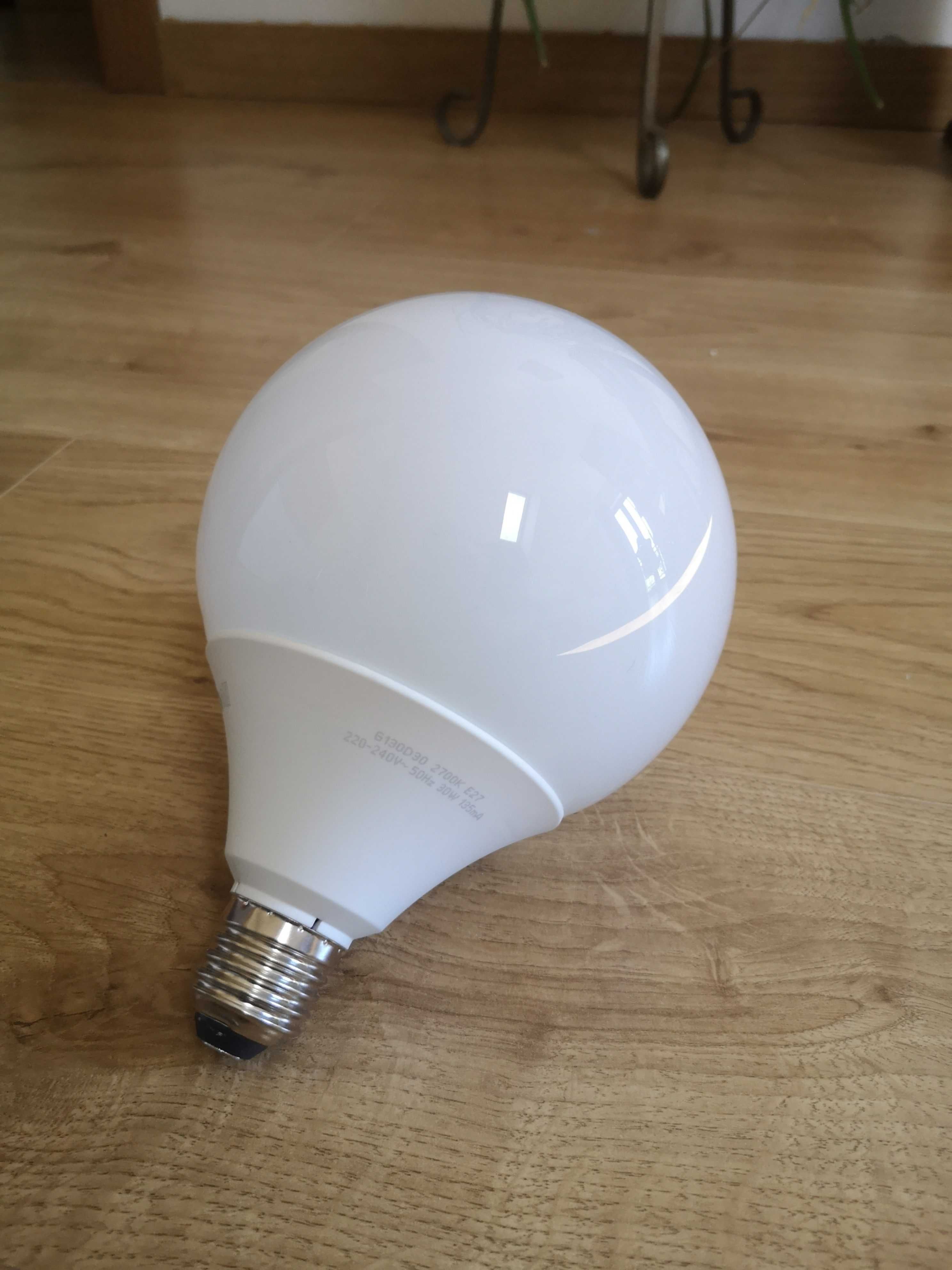 Lampa TAMARIS z żarówką komplet