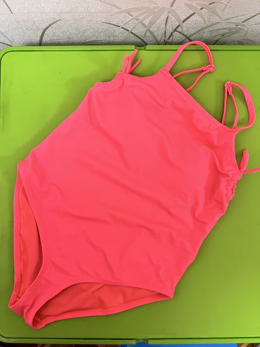 Купальник на девочку LCWaikiki