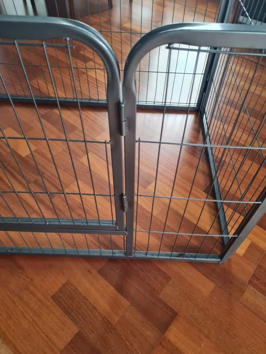 Metalowy solidny kojec dla psa
