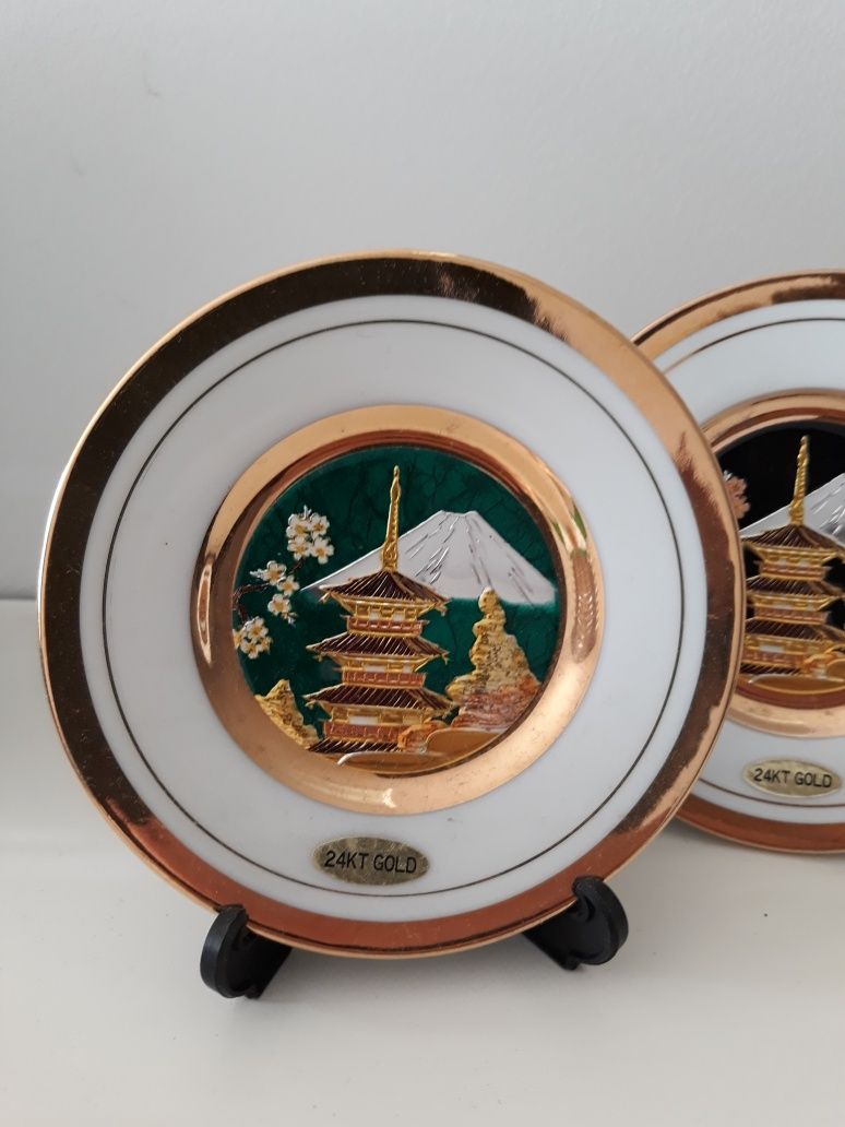 4 pratos porcelana Chokin Japonesa pintada à mão e ouro 24k