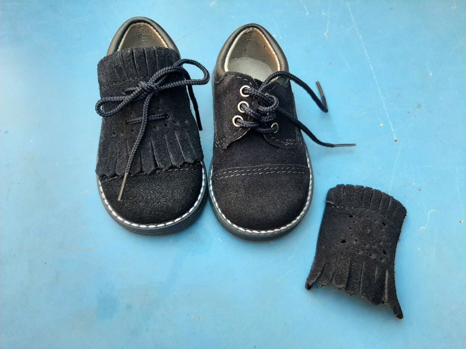 Sapato bebé Nr 18 novos