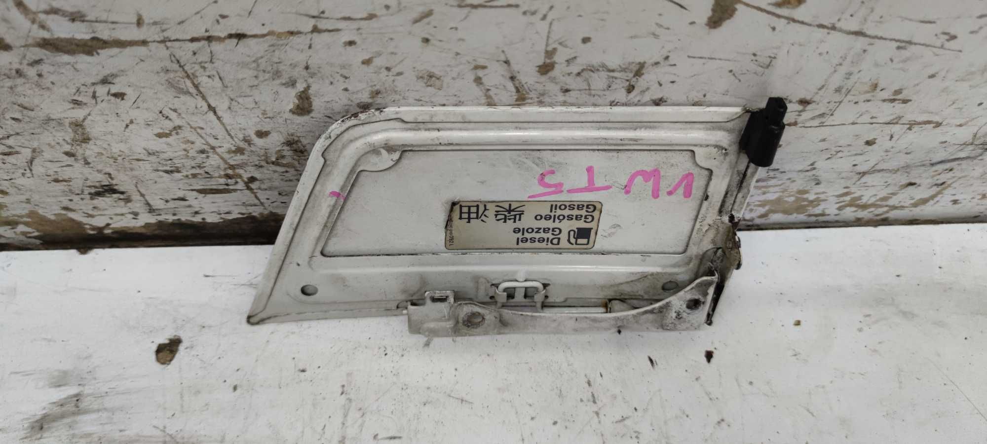 Volkswagen VW T5 Klapka Wlewu Paliwa