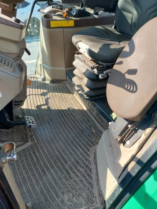 Ciagnik rolniczy John deere 6820 z turem