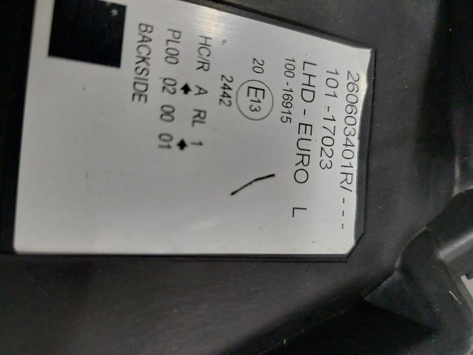 farol esq Renault kangoo