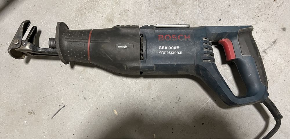 Piła szablasta Bosch GSA 900E