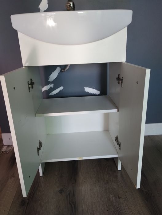 Umywalka z szafką