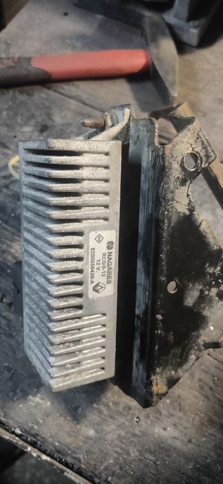 Реле свечей накала рено меган