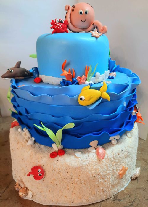 Bolos Cenográficos ou Bolos Fake - decoração de festas