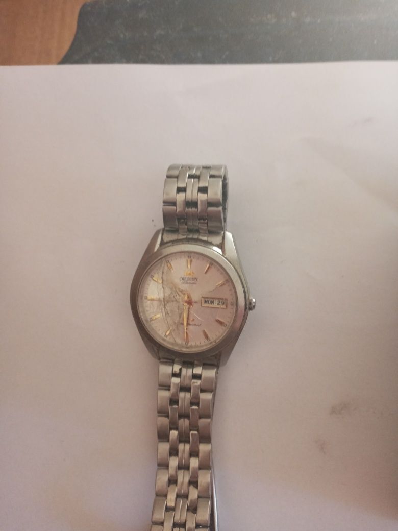 Продам часи ORIENT оригінал бу