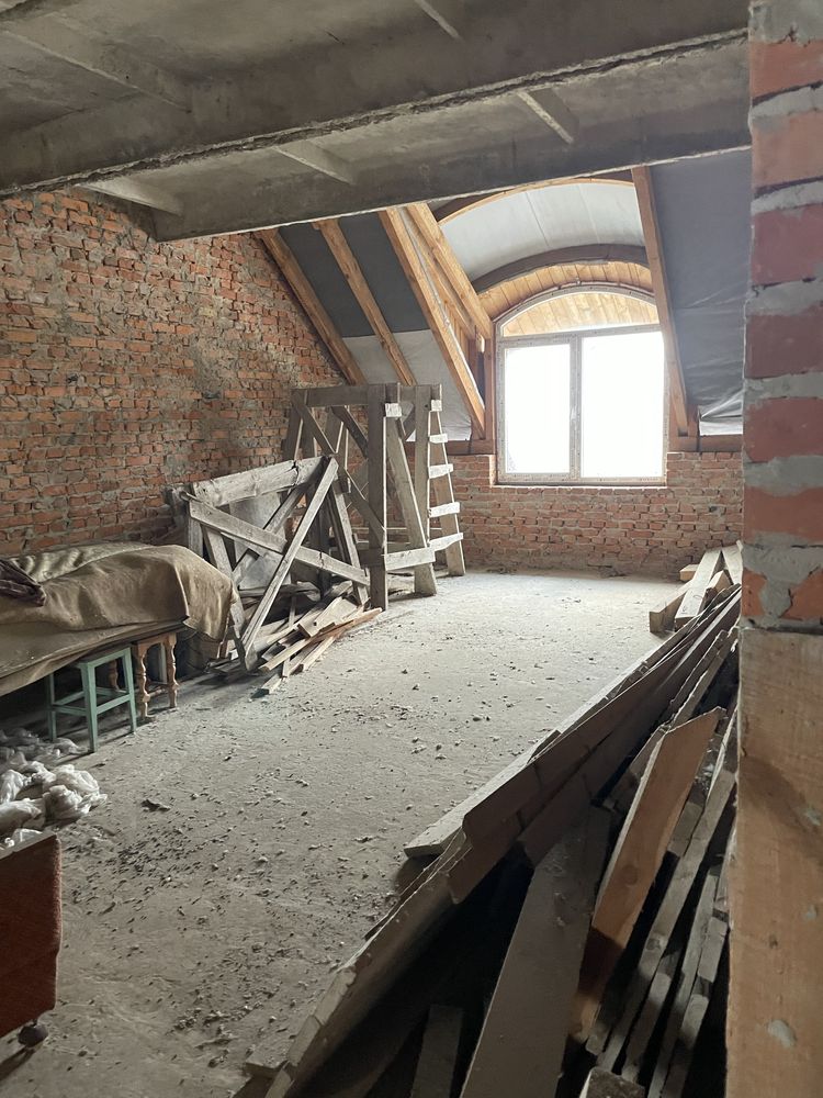 Продам дворівневу квартиру 120 мкв