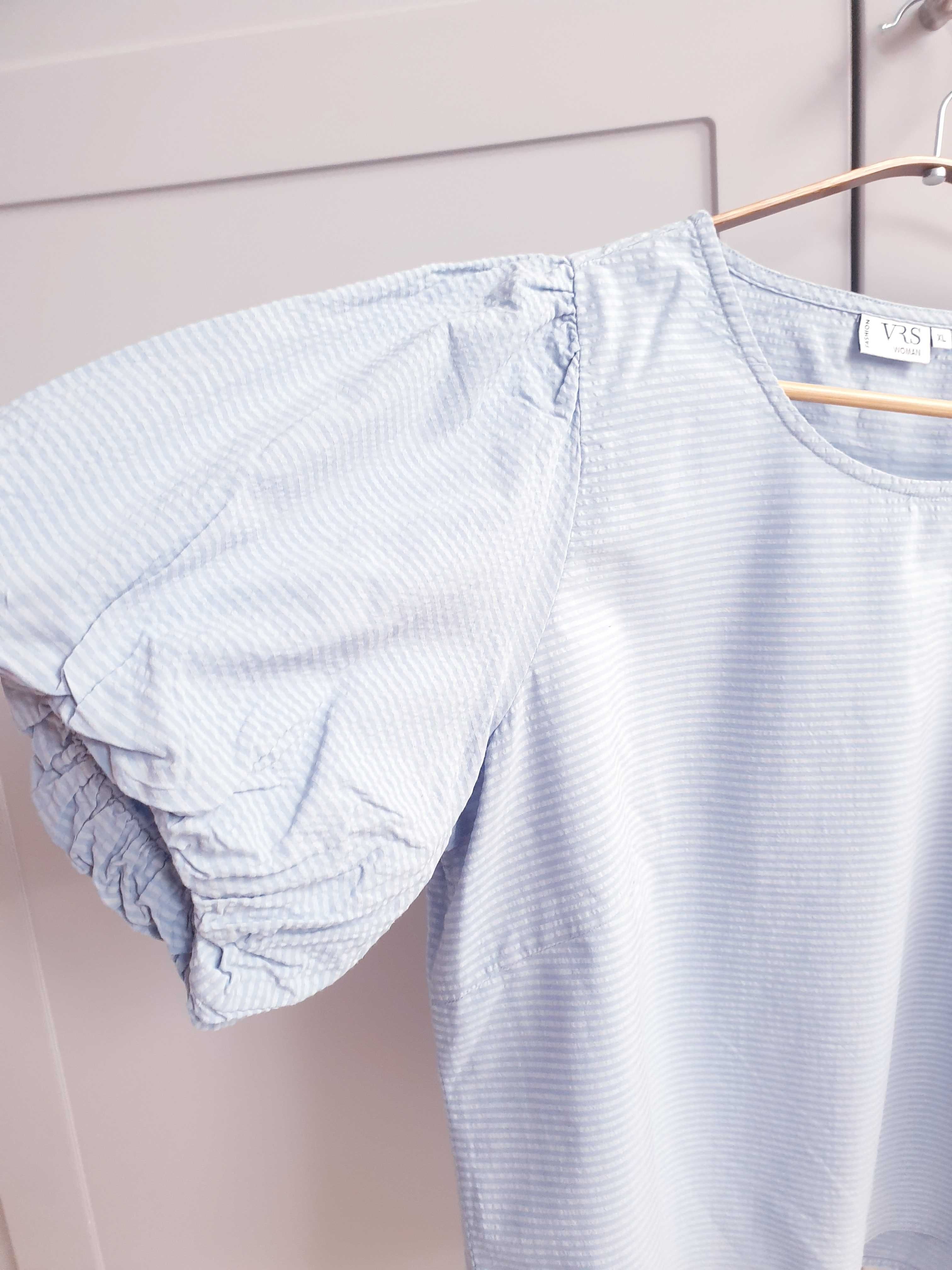 Niebieska bluzka w paski t-shirt bufiasty rękaw VRS 42 oversize