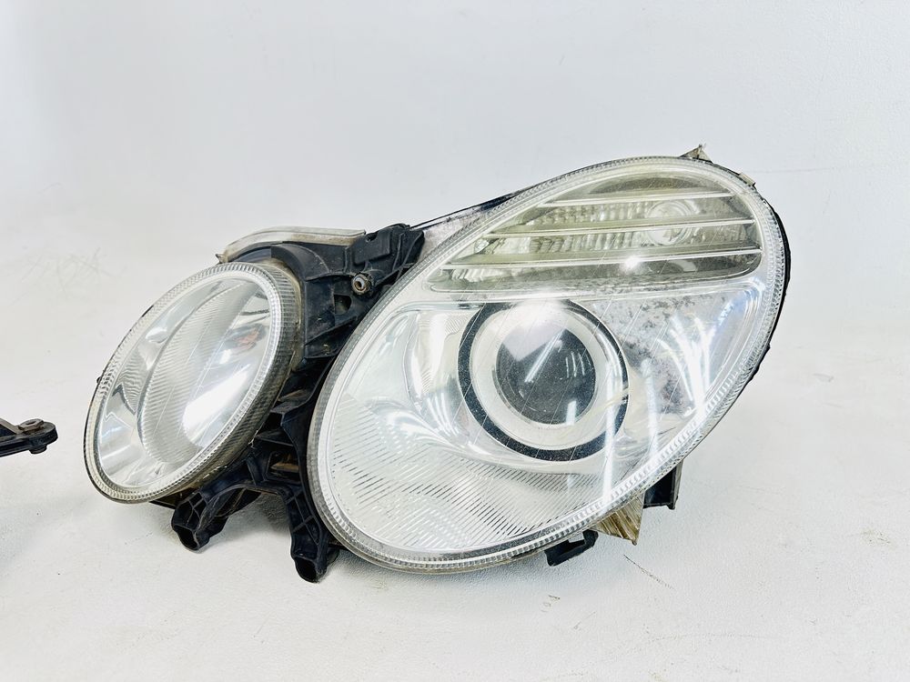 Mercedes E W211 lift lampa przód xenon prawa lewa Lift reflektor