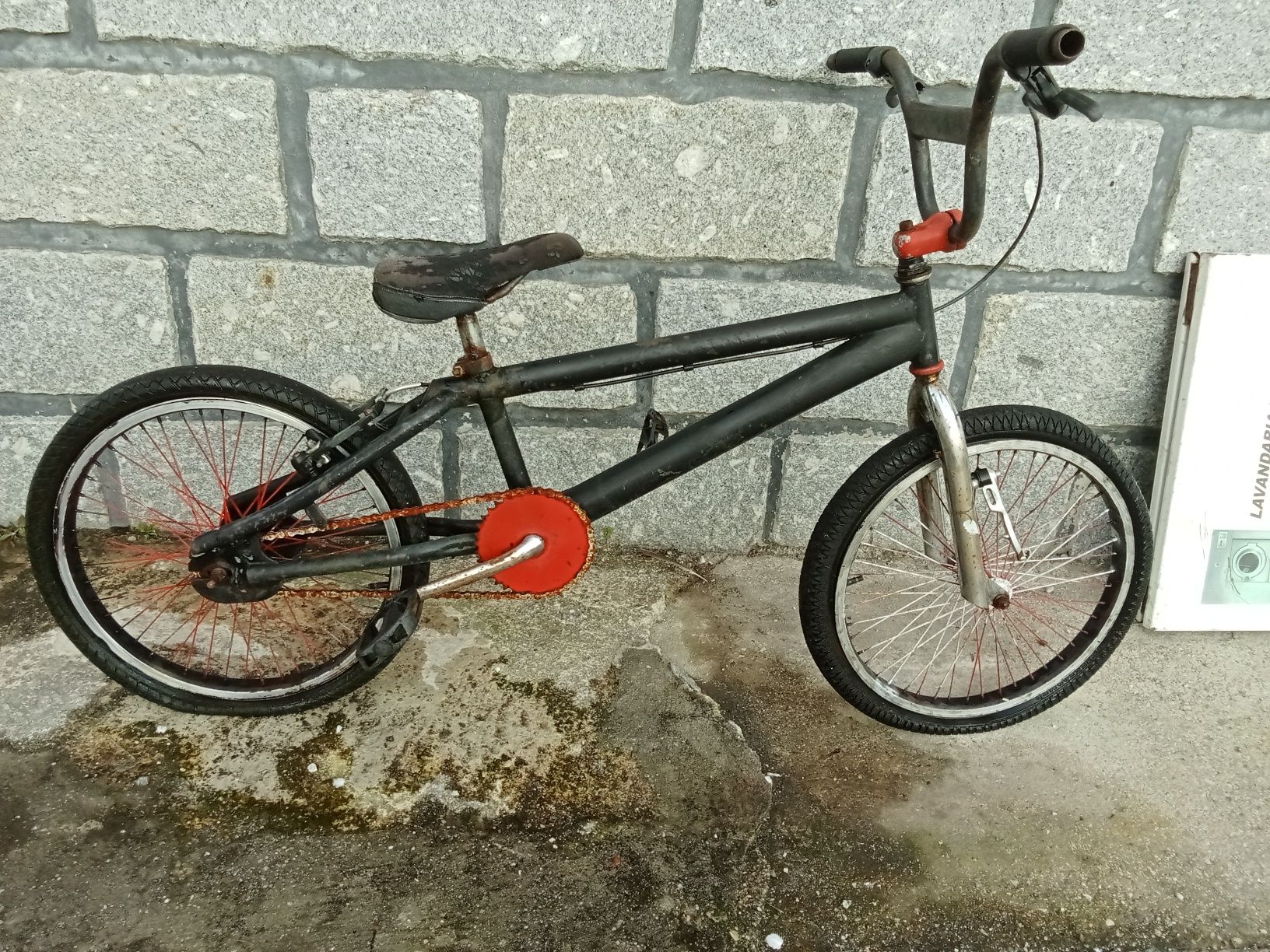 Vendo  bike BMX usada