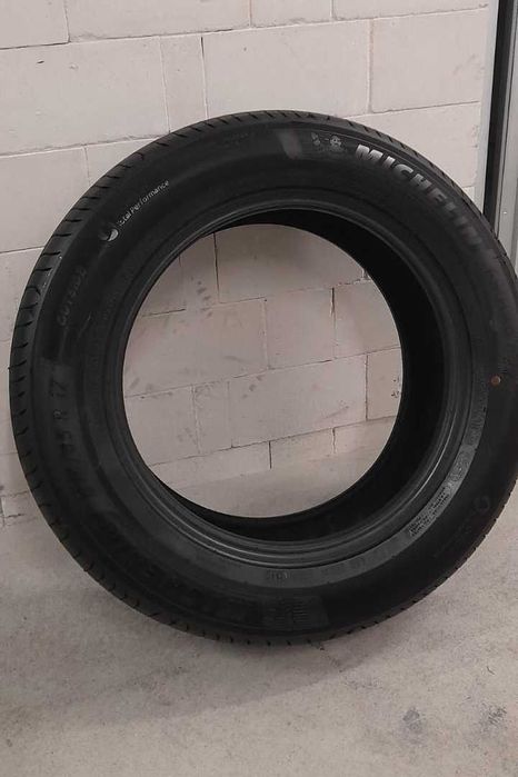 Michelin Primacy 4 - 215/65 R 17