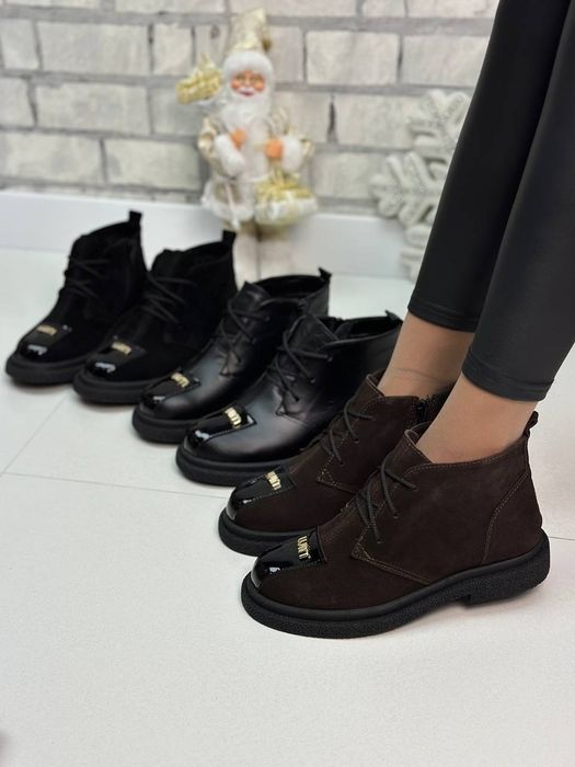 Жіночі шкіряні зимові черевики в кольорах