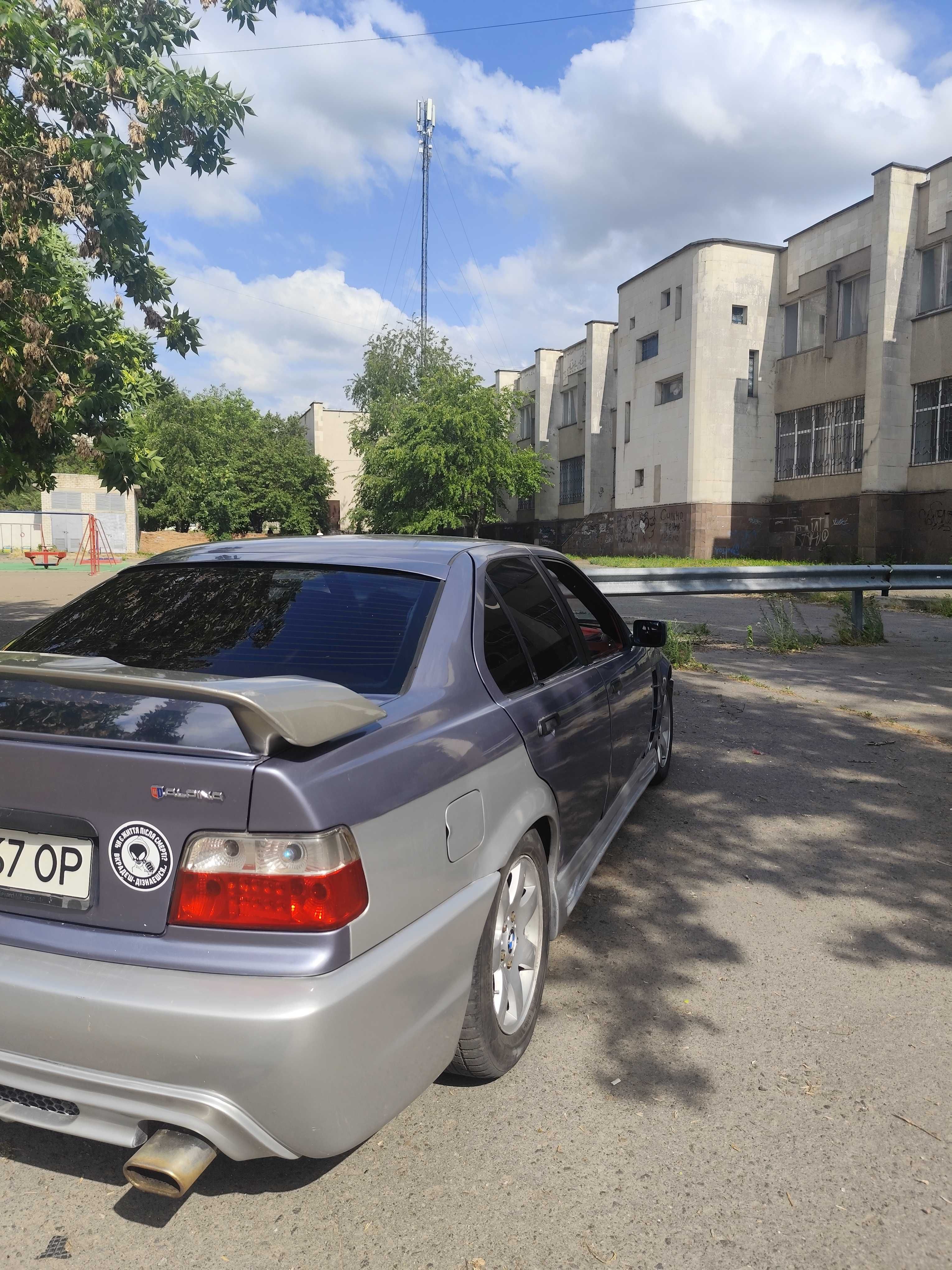 Продам BMW E36 тюнінг проект.