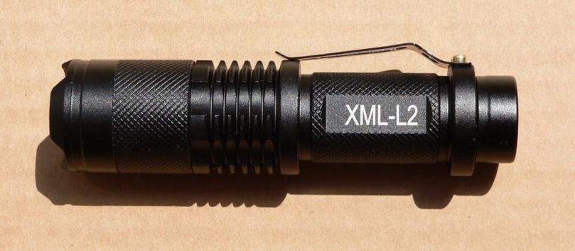 Latarka CREE XM-L2 zoom, taktyczna, mocna, 5 tryb + 4x aku, ładowarka