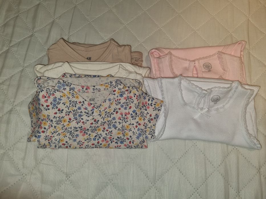 Ubranka niemowlęce r.56.