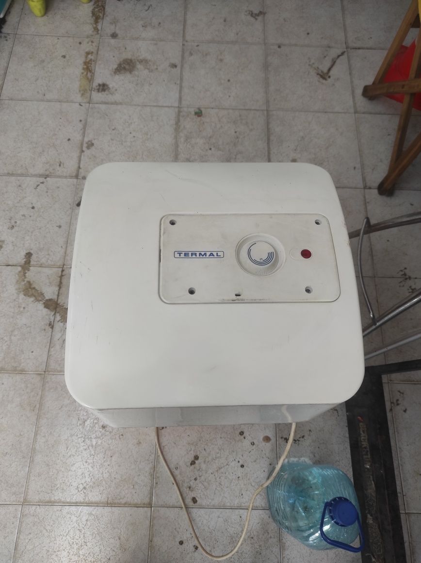 Termo acumulador pequeno