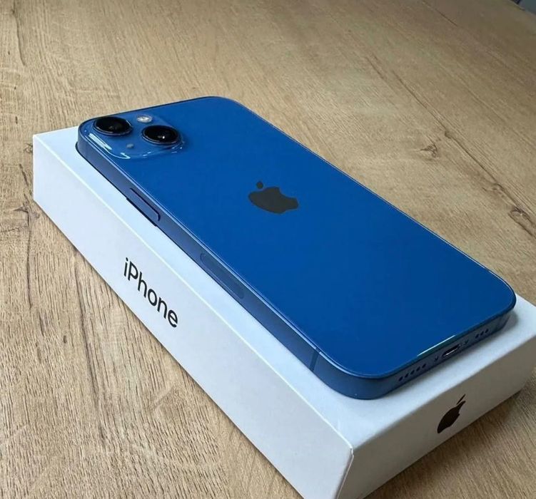 Продам iPhone 13 128