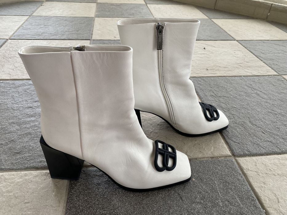 Ботінки шкіряні ,сапоги estro