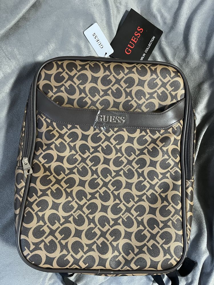 Рюкзак Guess новенький