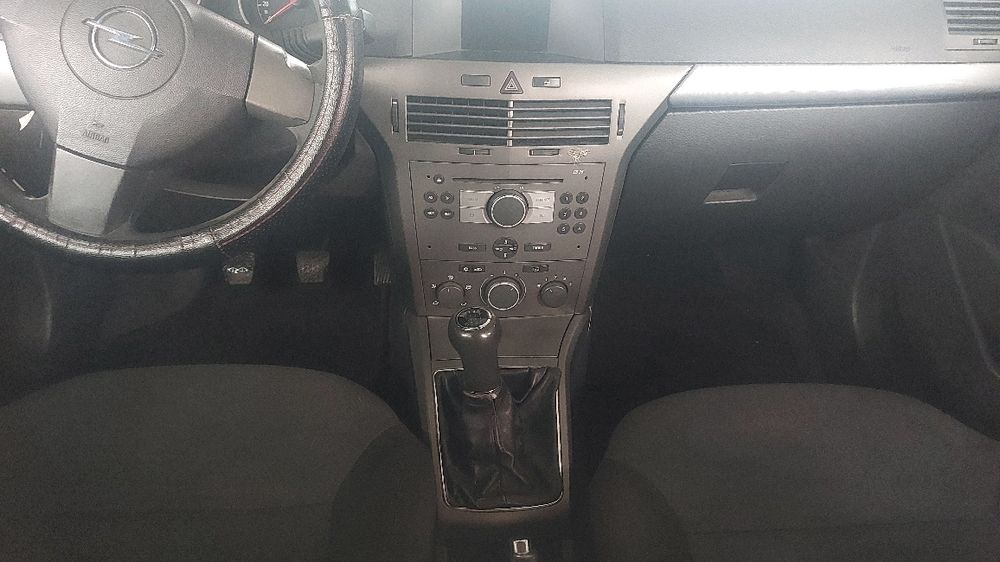 Opel Astra H caravan