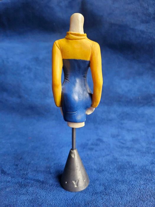 Торс демонстрацио форма Latest Thing Limited Handmade Style Sensations