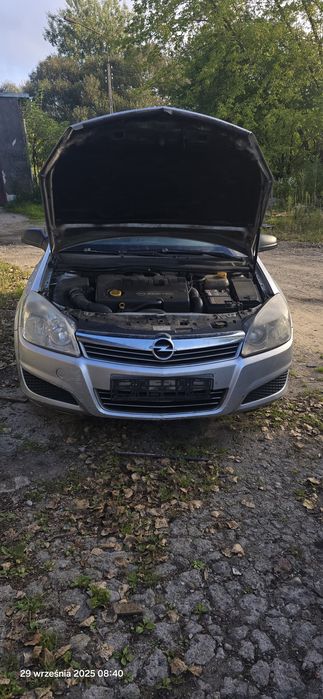 Astra h 1.9  na części 2008