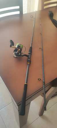 Conjunto spinning Cana e carreto daiwa