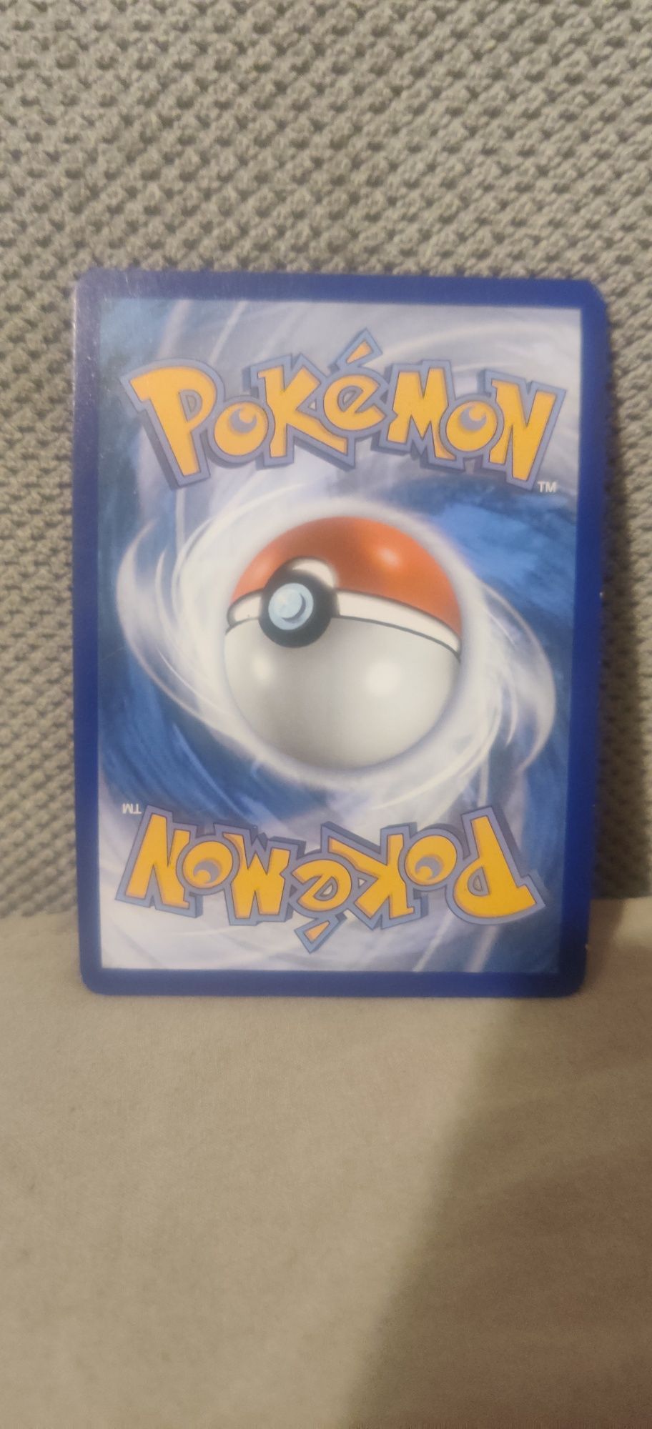 Karta pokemon shiny rowlet