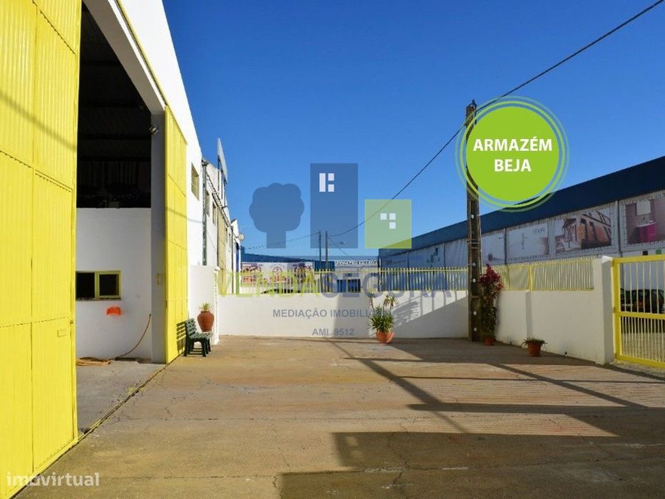Armazém industrial em Beja