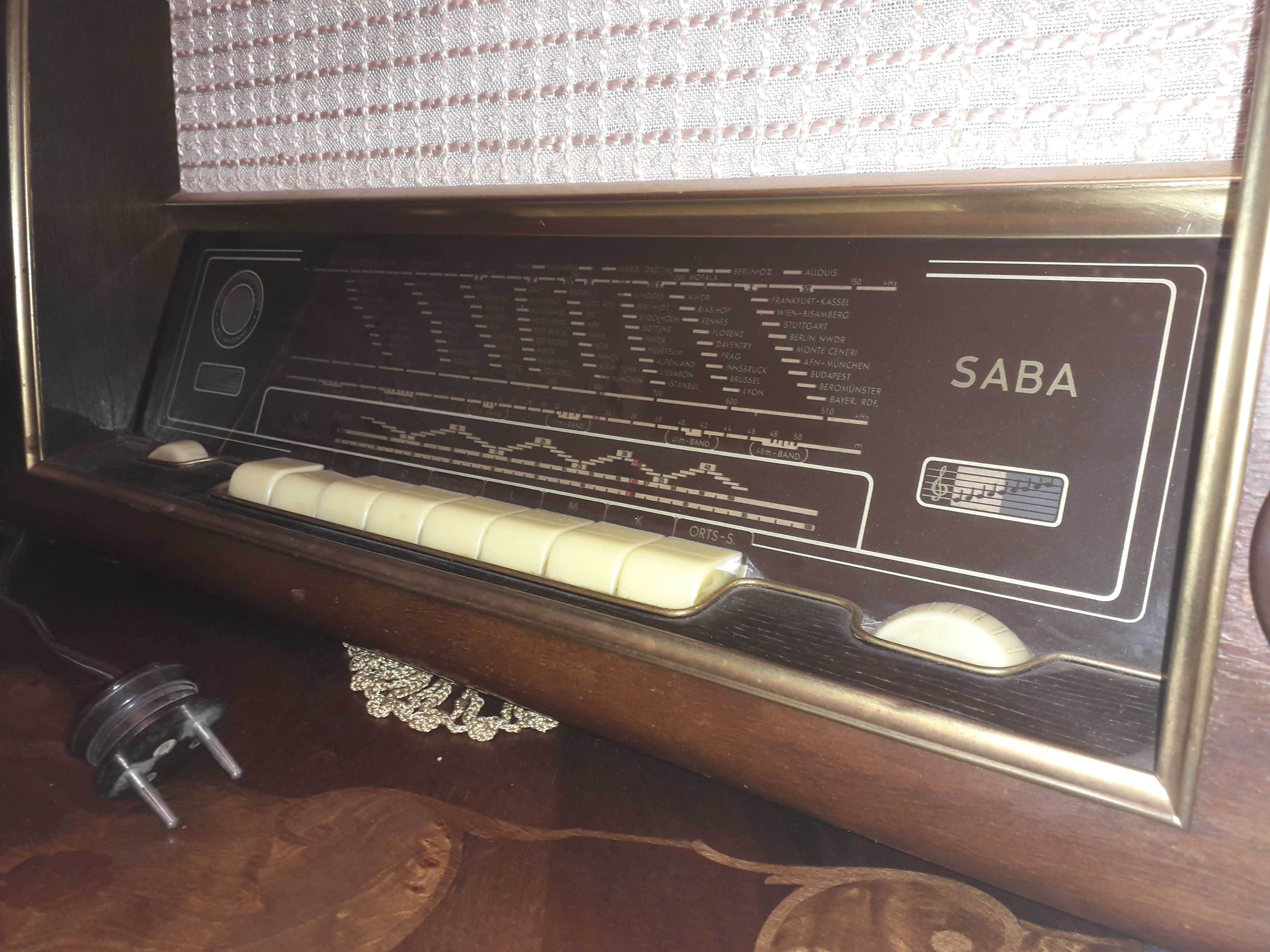 Stare radio lampowe Saba Freiburg W3 rok 1953-54