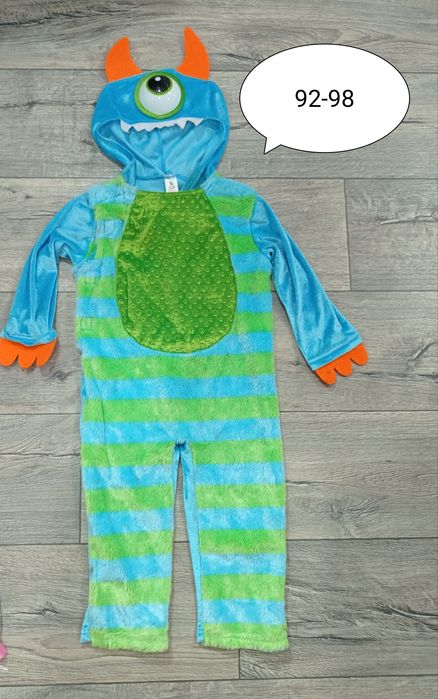 Новогодние костюмы на мальчика герои в масках железный человек миньон