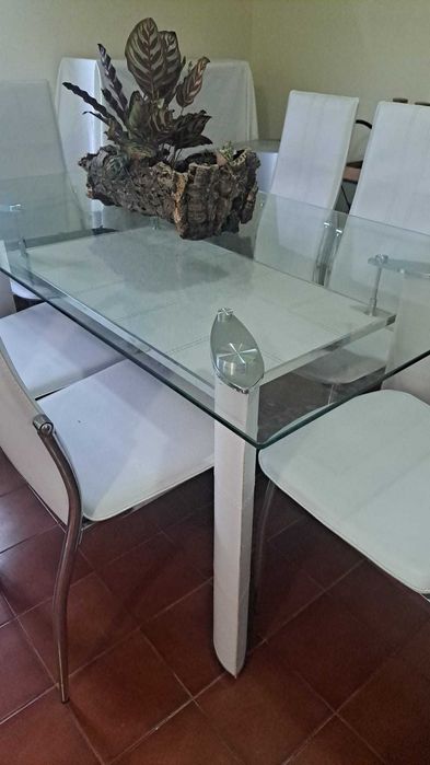 Vendo mesa de vidro