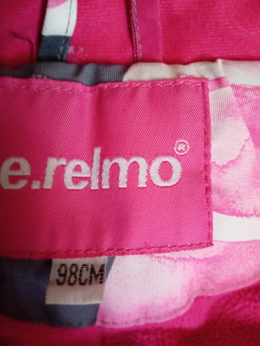 Продам зимний комбез на девочку.