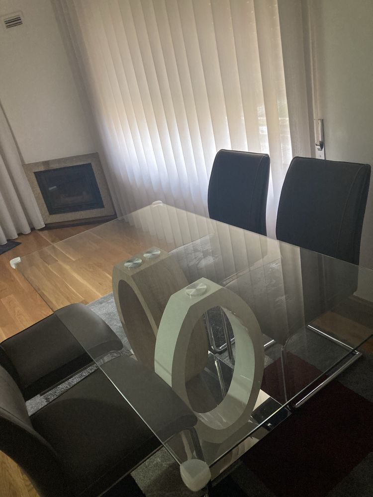 Mesa jantar + 4 cadeiras
