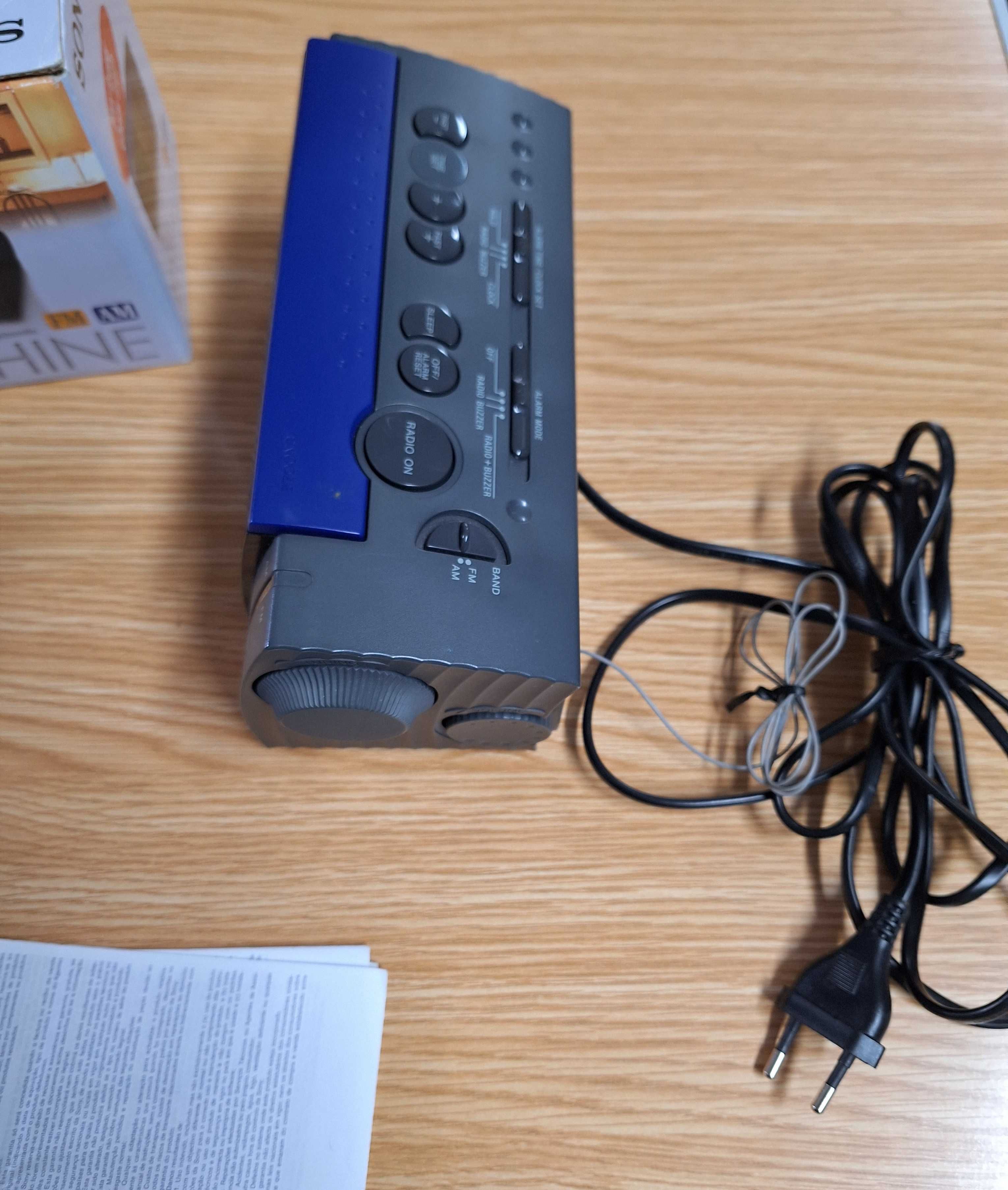 Rádio despertador Sony Dream Machine ICF-C411 - Novo na caixa
