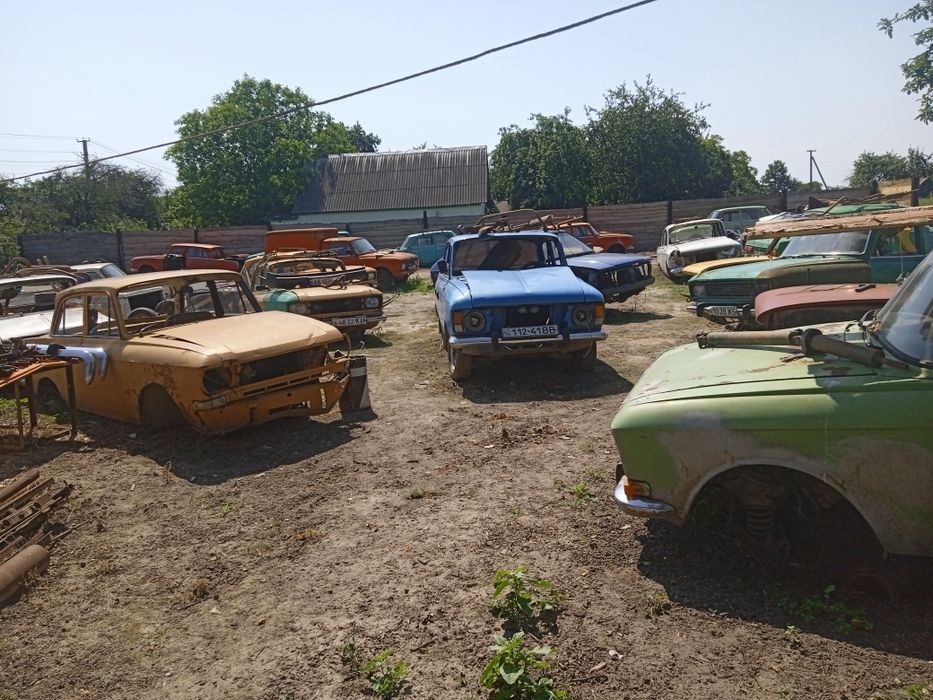 Розбор машини на запчастини